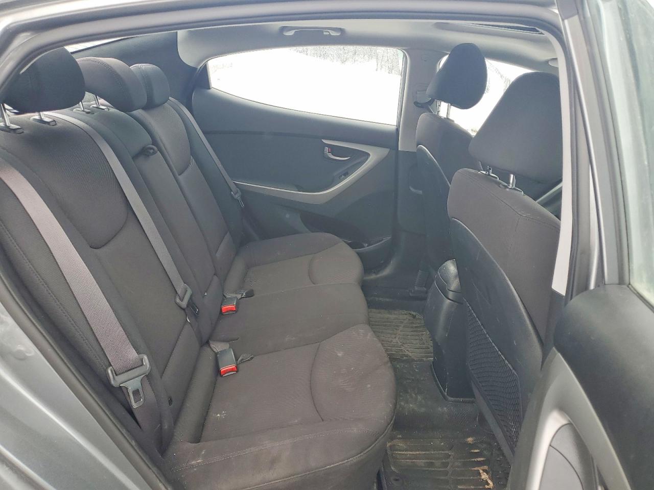 2016 HYUNDAI ELANTRA SE photo 19