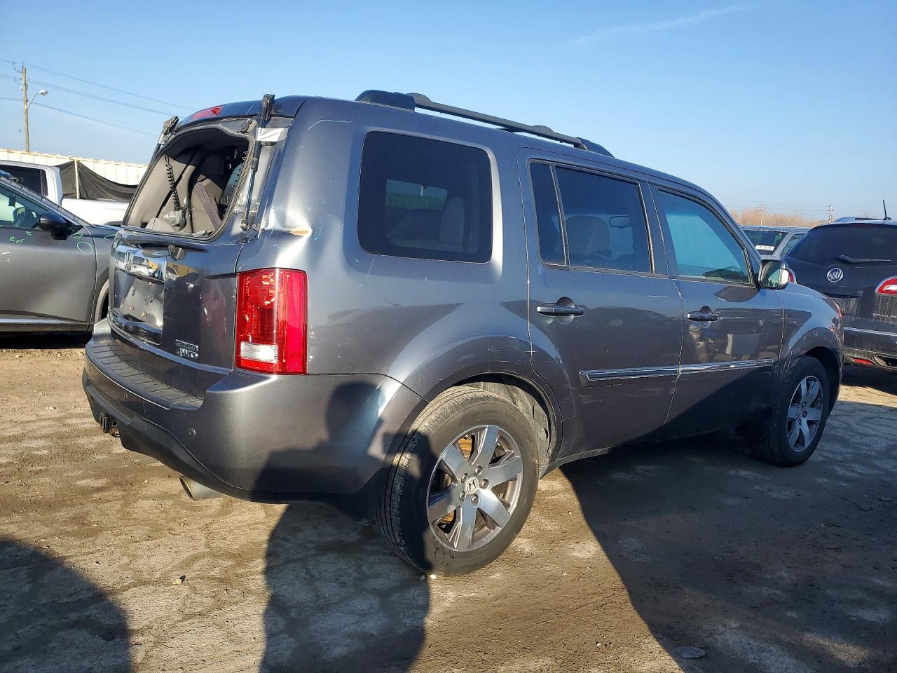 2013 HONDA PILOT TOURING photo 3