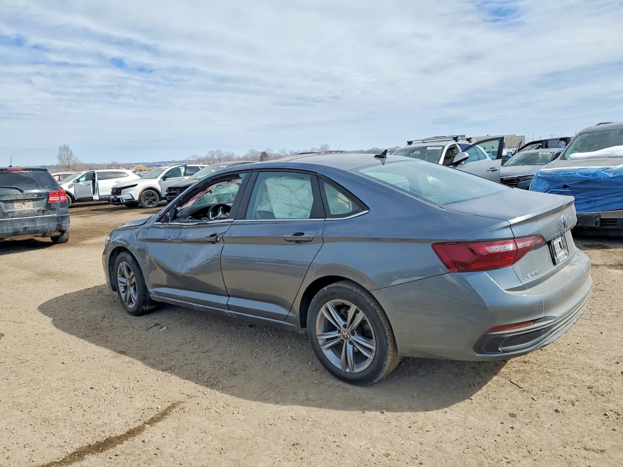 2024 VOLKSWAGEN JETTA SE photo 4