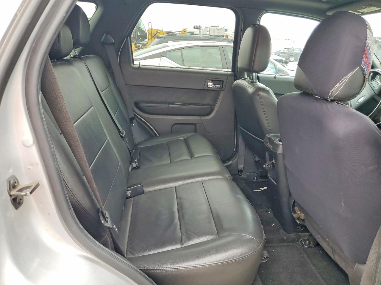 2011 FORD ESCAPE LIMITED photo 28