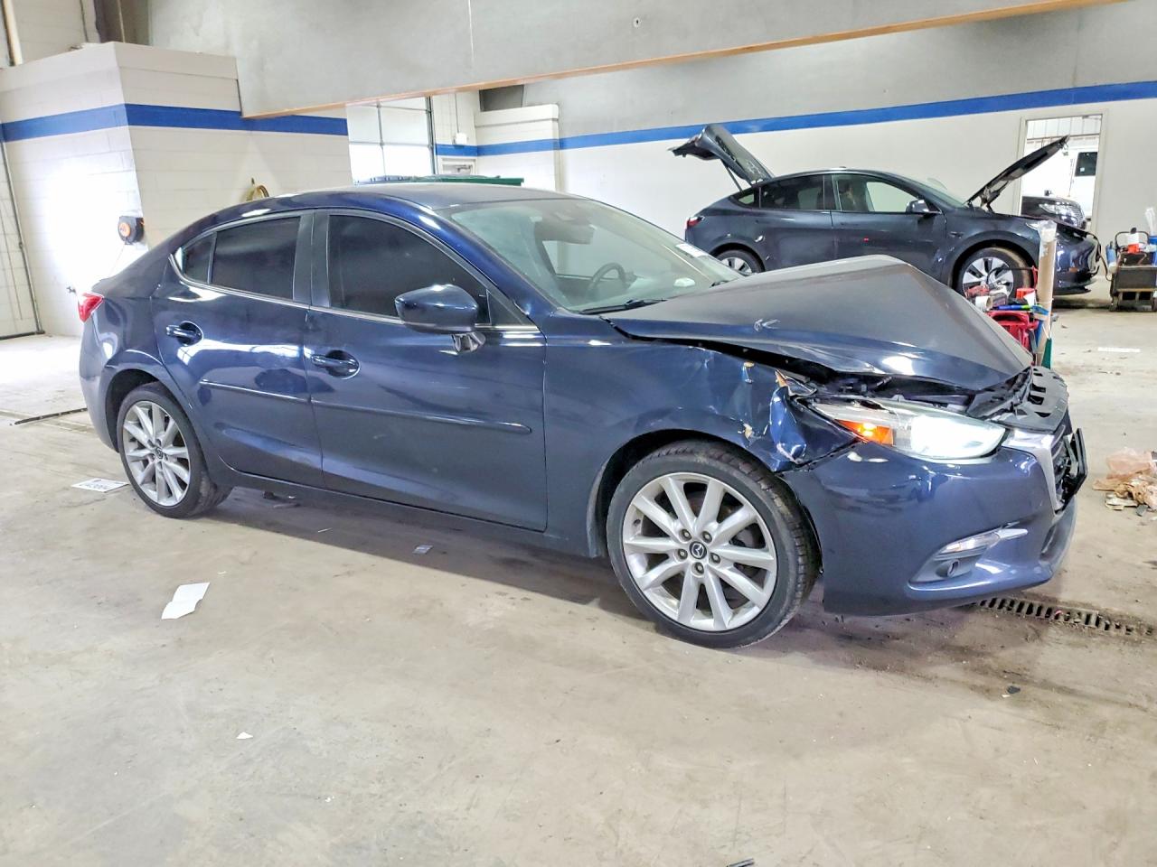 2017 MAZDA 3 GRAND TOURING photo 4
