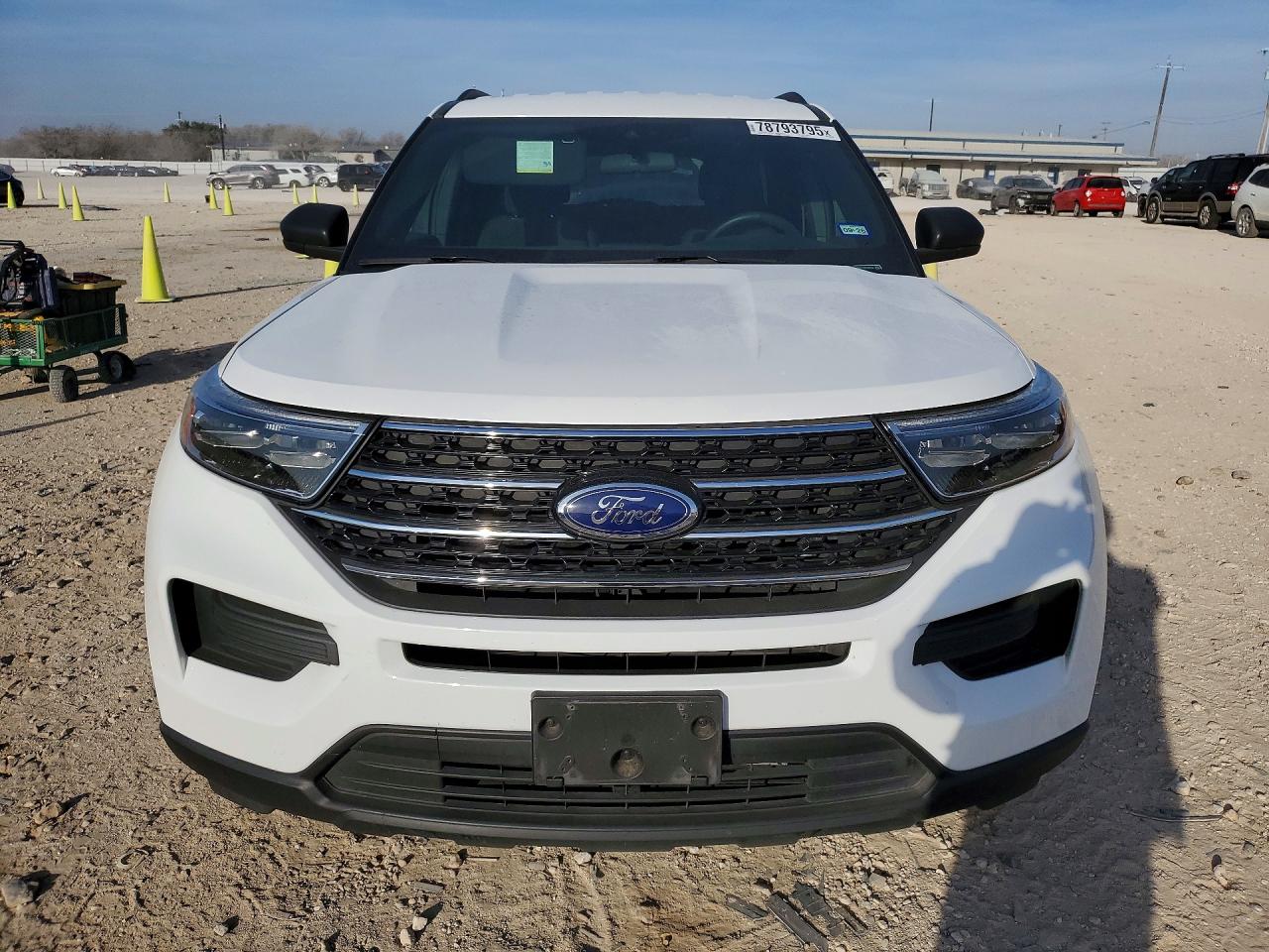 2020 FORD EXPLORER XLT photo 13