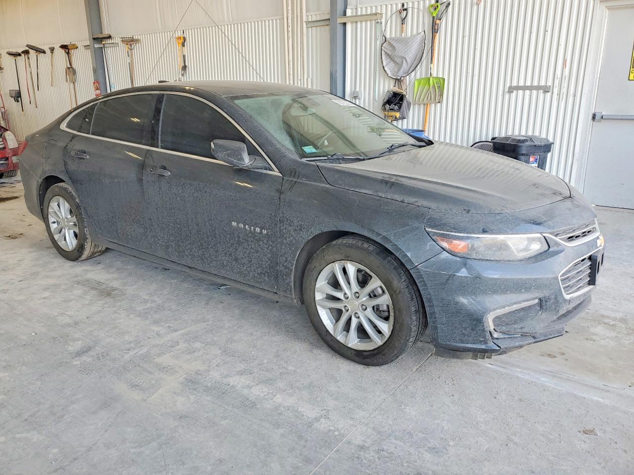 2018 CHEVROLET MALIBU LT photo 4