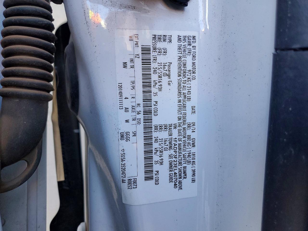 2014 FORD FOCUS SE photo 13
