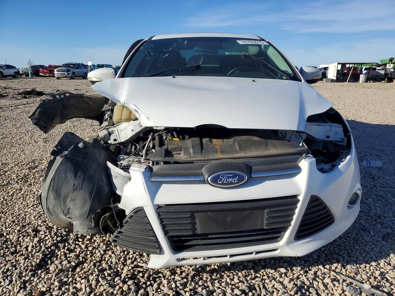 2014 FORD FOCUS SE photo 5