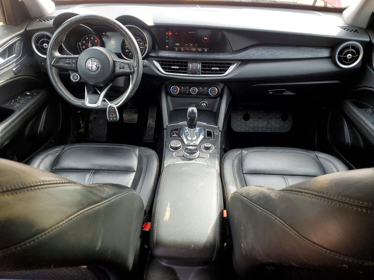 2020 ALFA ROMEO STELVIO photo 8