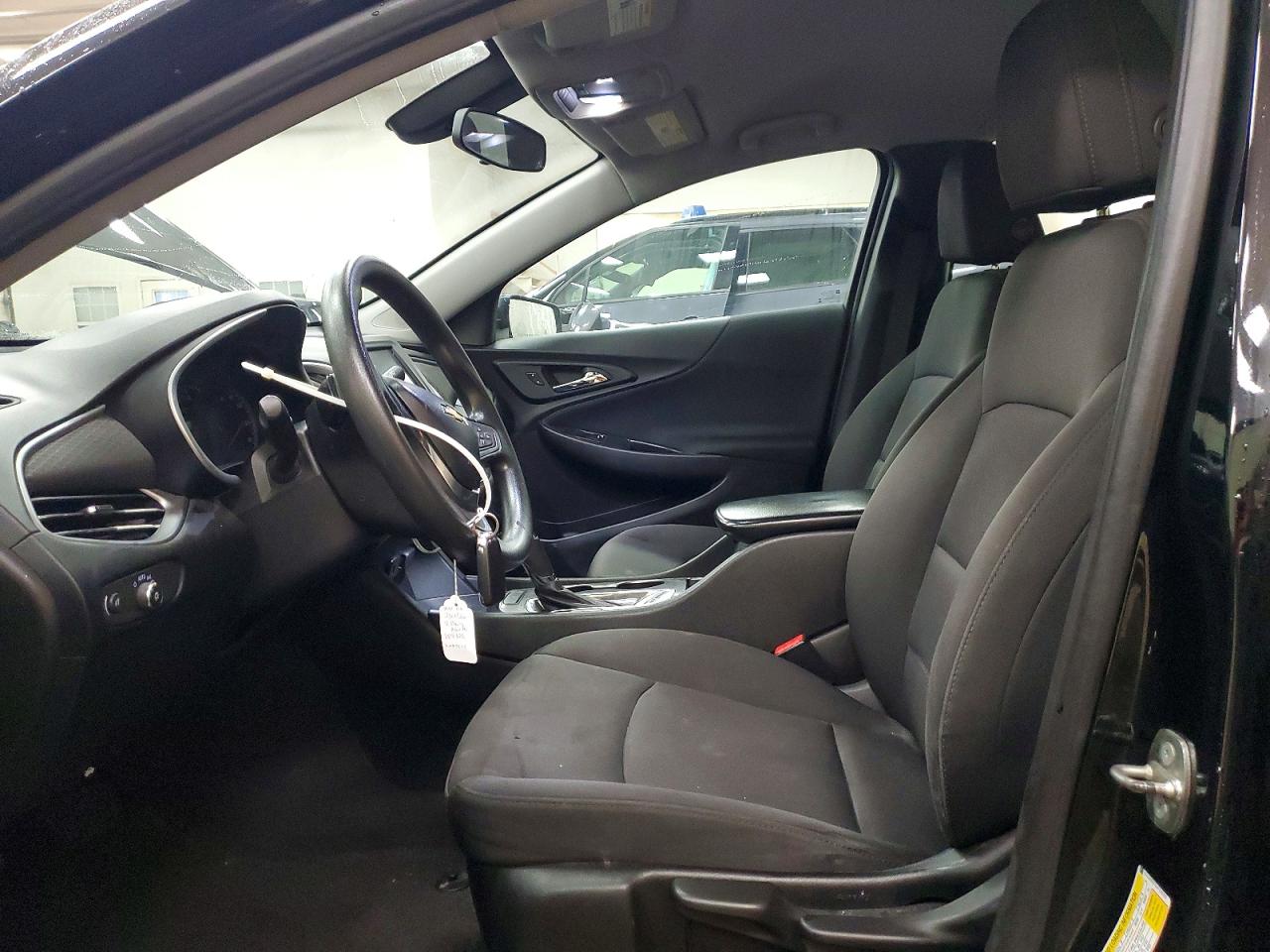 2018 CHEVROLET MALIBU LS photo 7