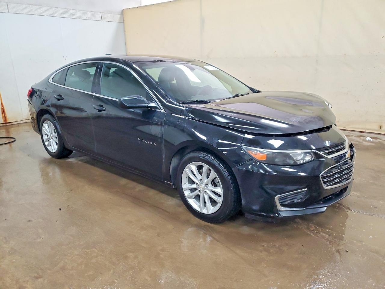 2018 CHEVROLET MALIBU LS photo 4