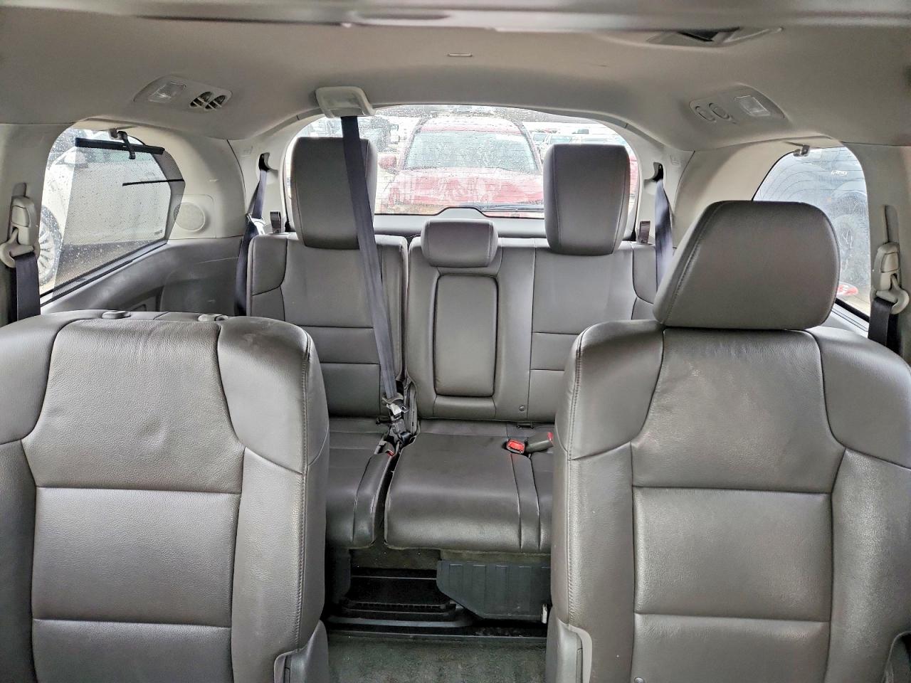 2016 HONDA ODYSSEY TOURING photo 10