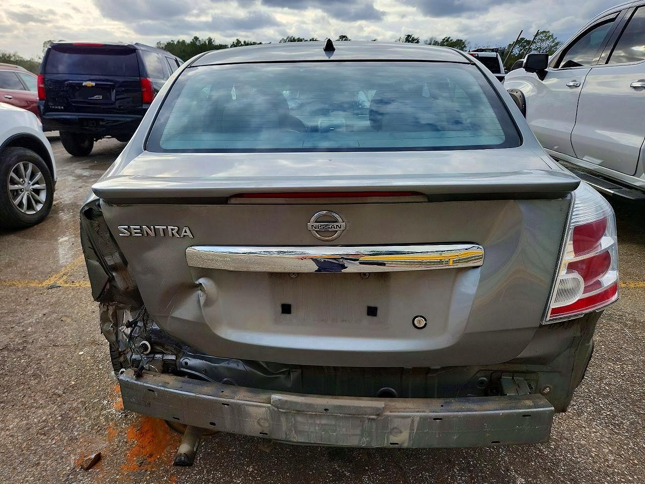 2011 NISSAN SENTRA 2.0 photo 11