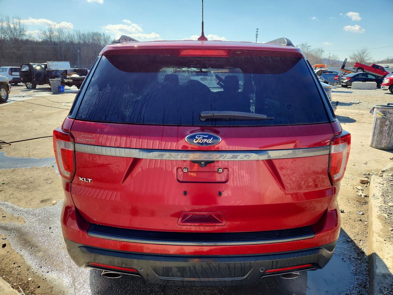 2018 FORD EXPLORER XLT photo 11