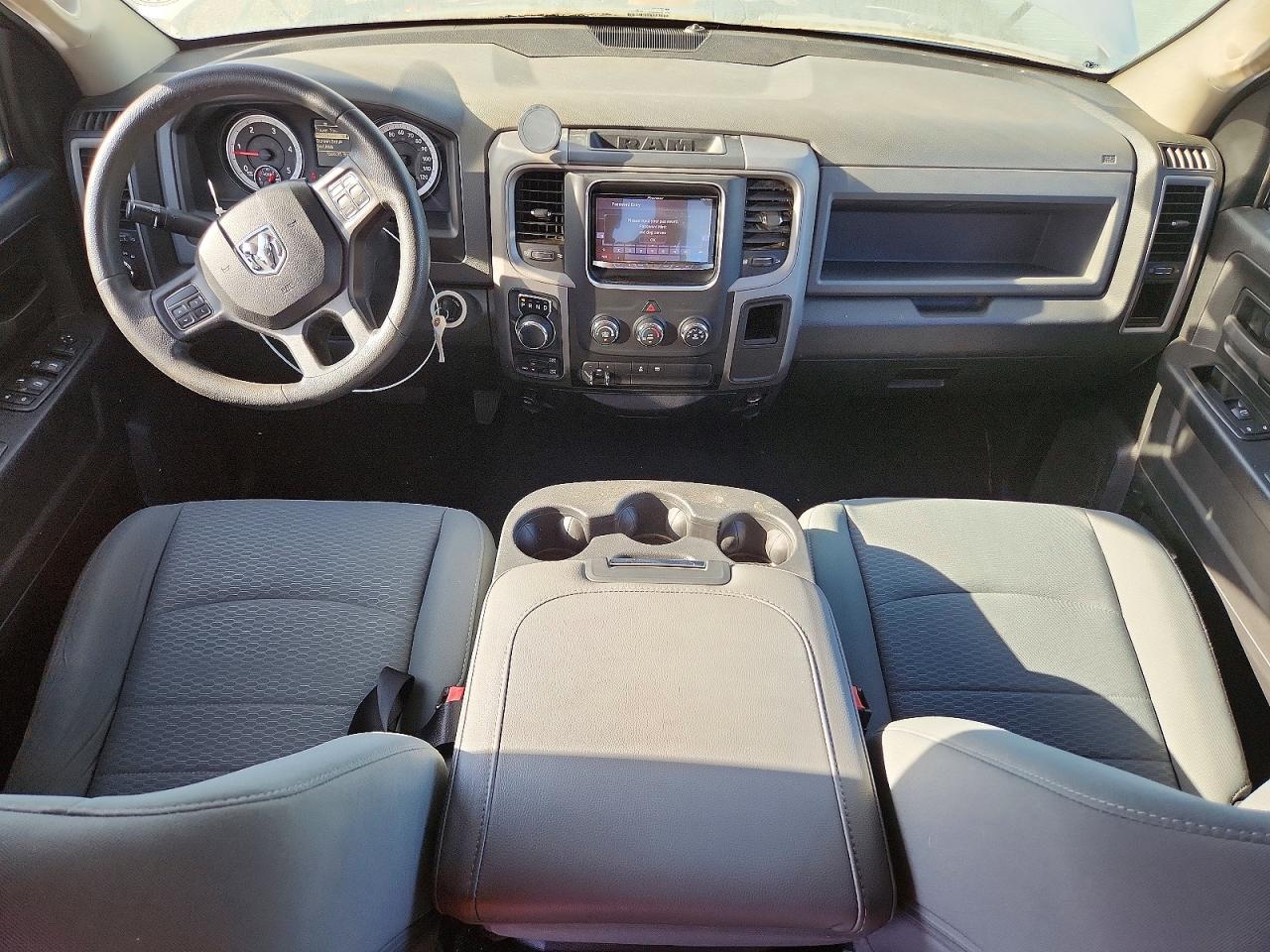 2015 RAM 1500 ST photo 8