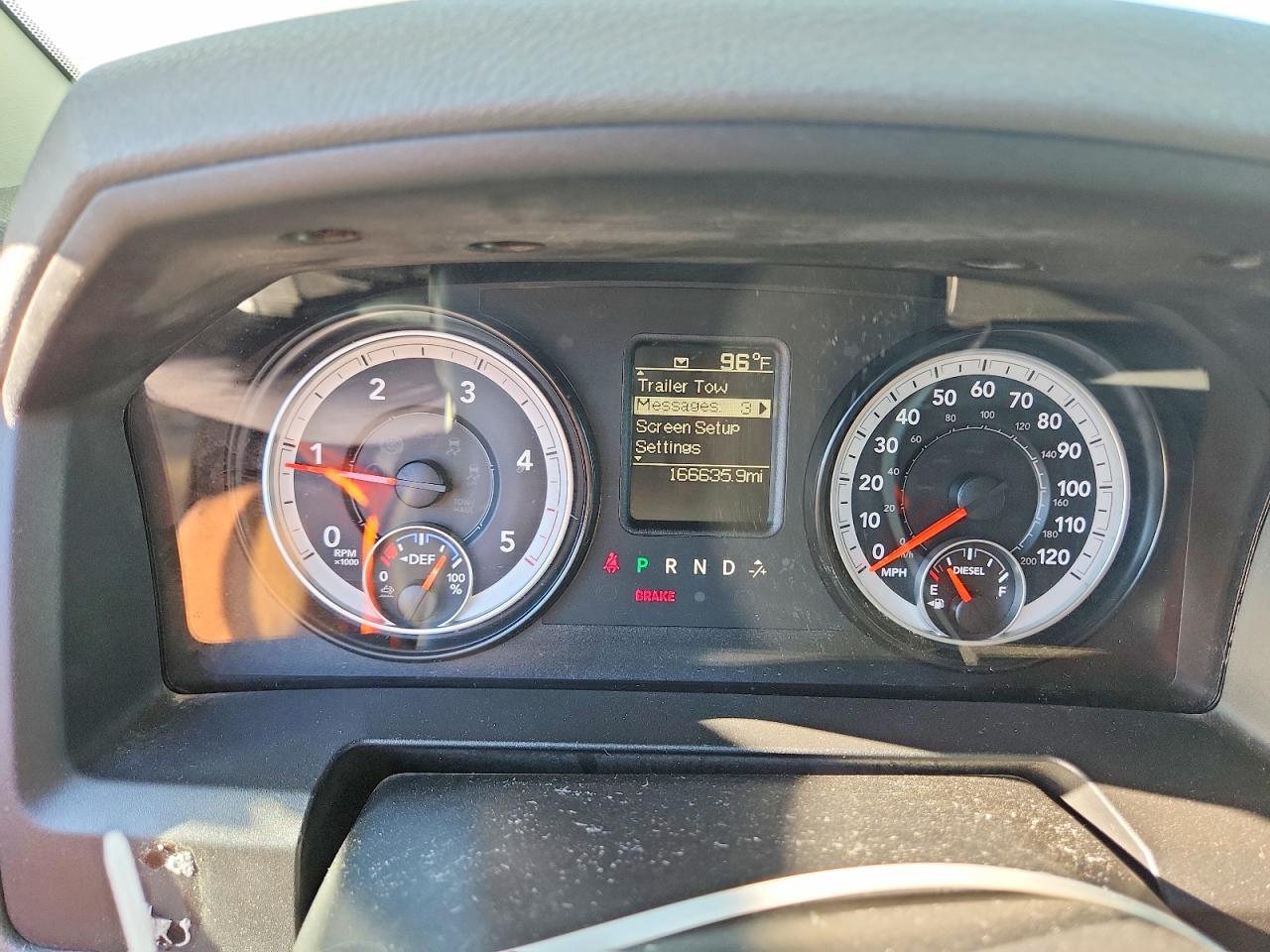 2015 RAM 1500 ST photo 9