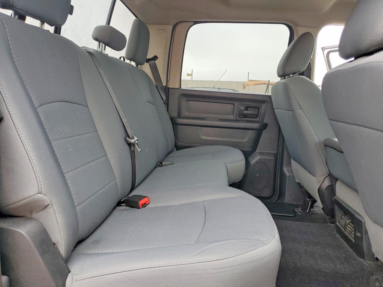 2015 RAM 1500 ST photo 10