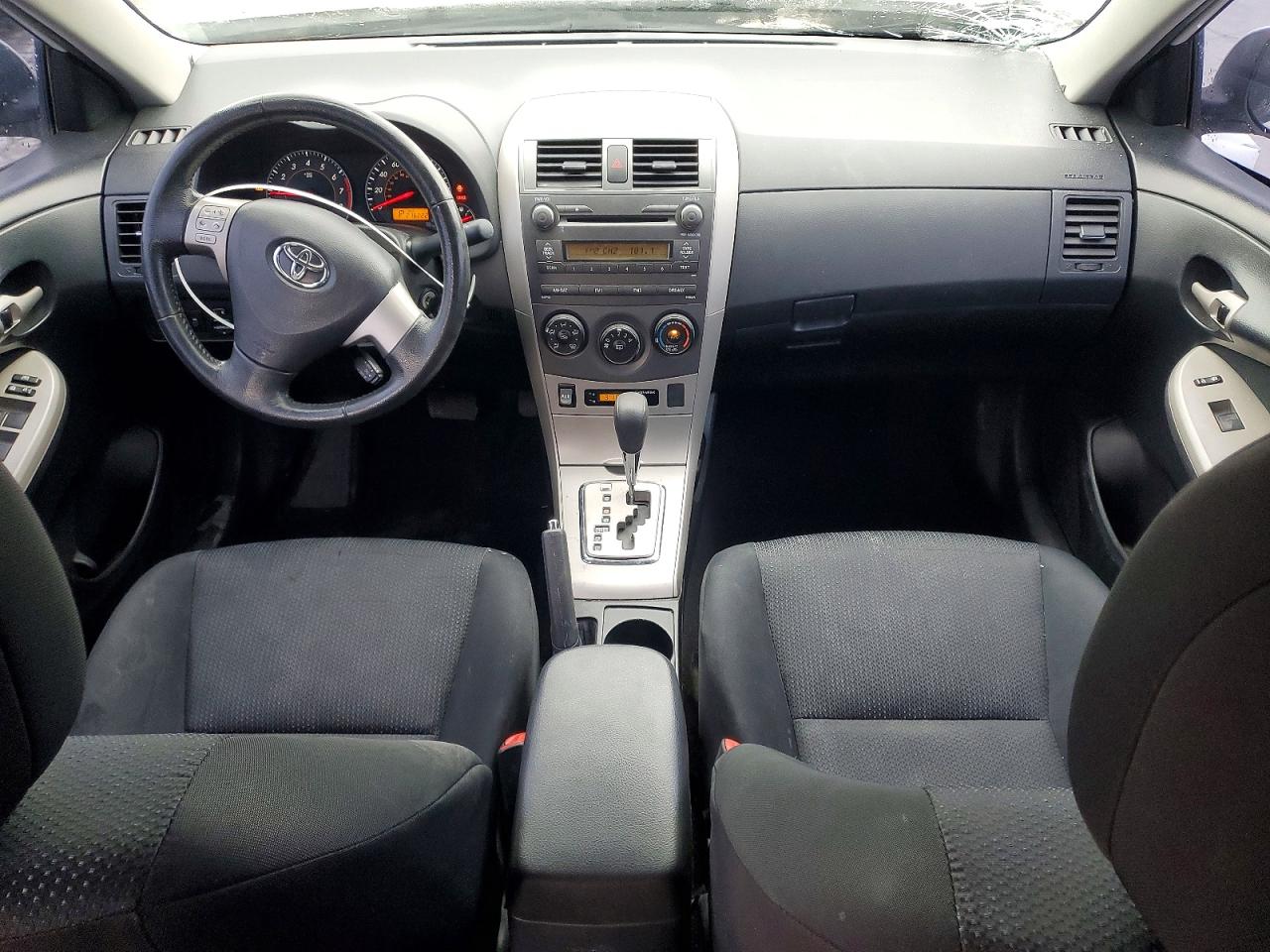 2010 TOYOTA COROLLA S photo 8