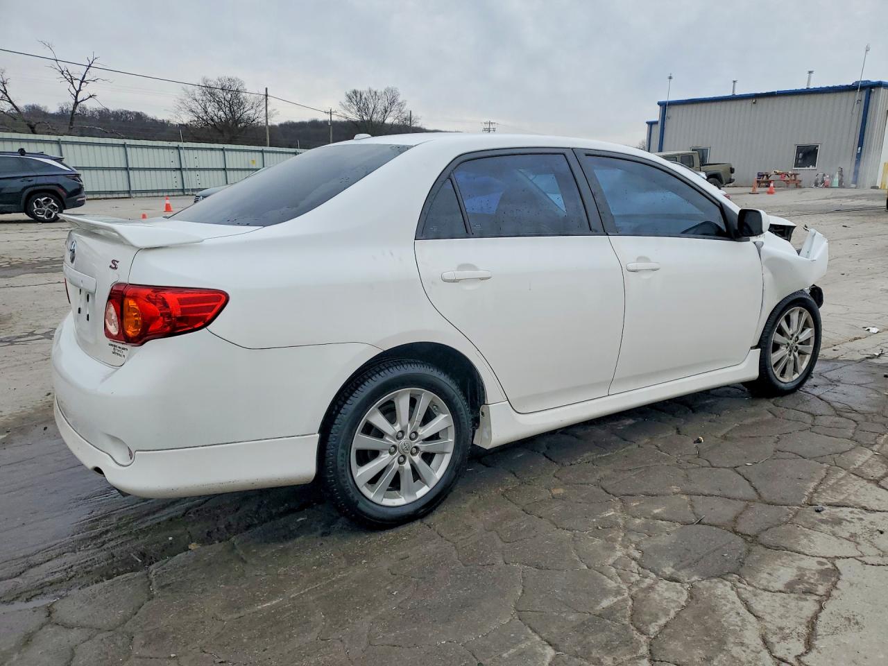 2010 TOYOTA COROLLA S photo 3