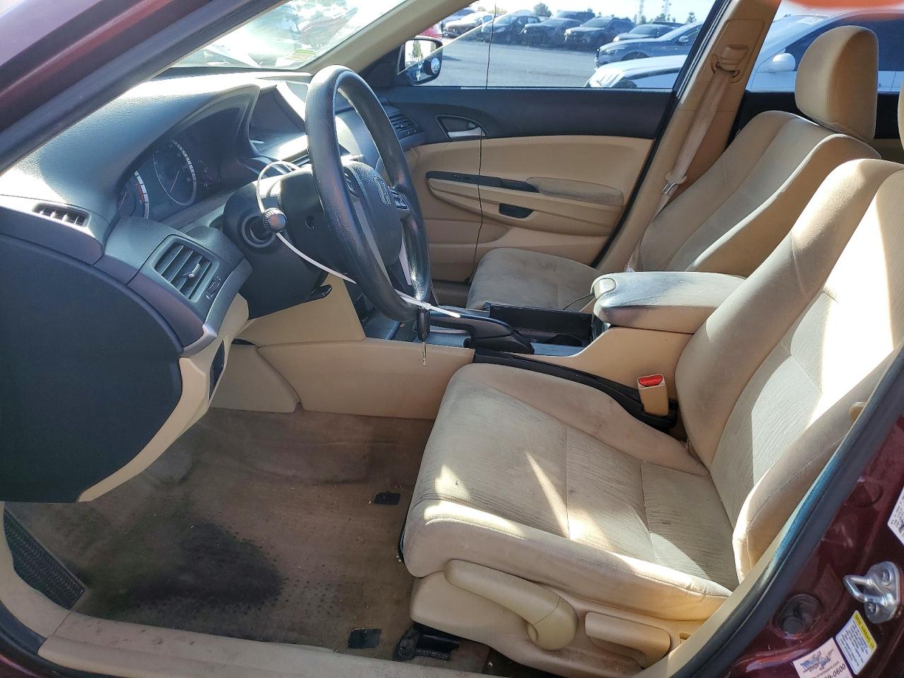 2011 HONDA ACCORD LX photo 19