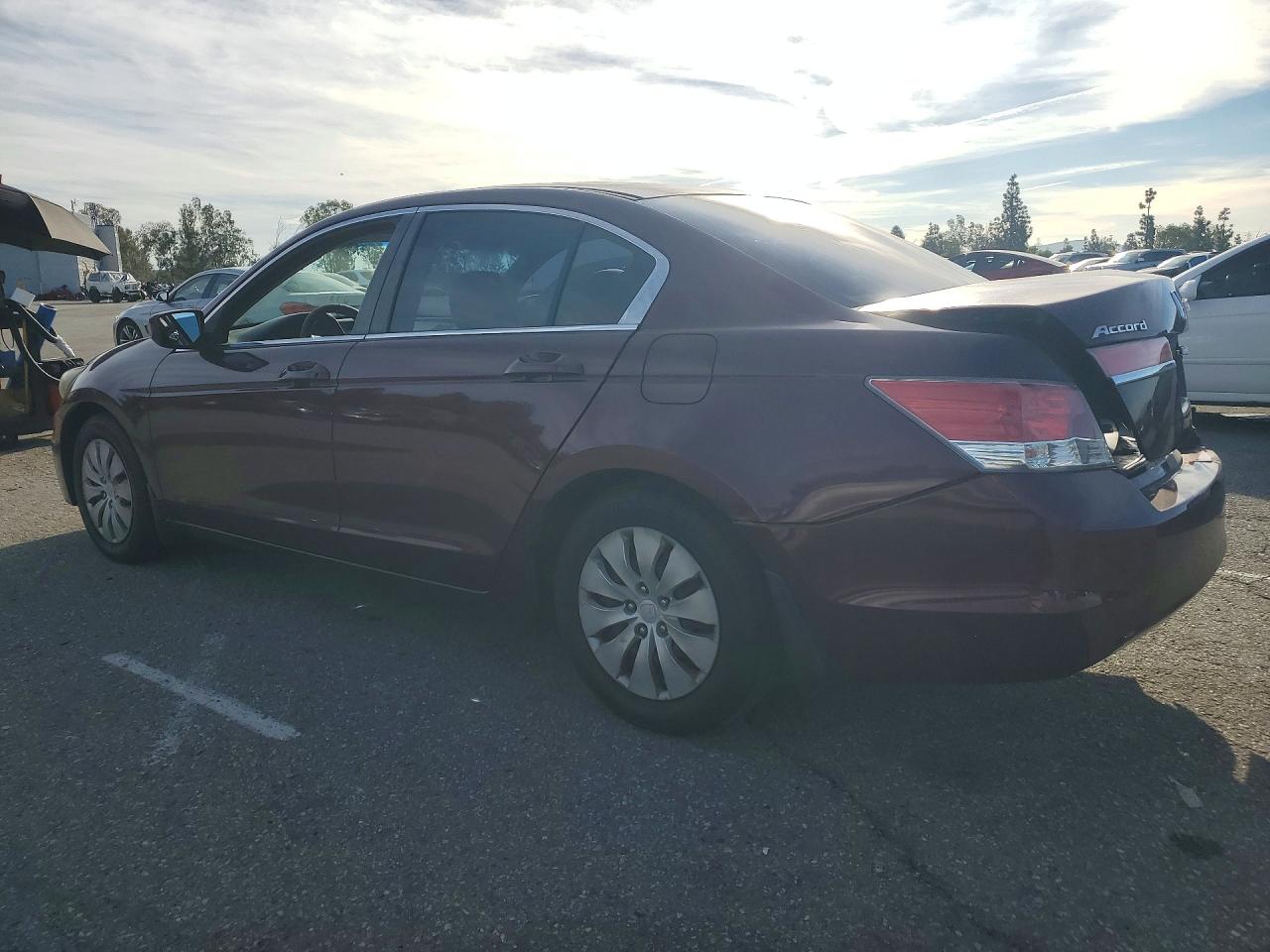 2011 HONDA ACCORD LX photo 4