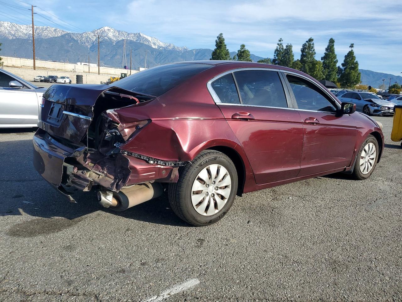2011 HONDA ACCORD LX photo 7