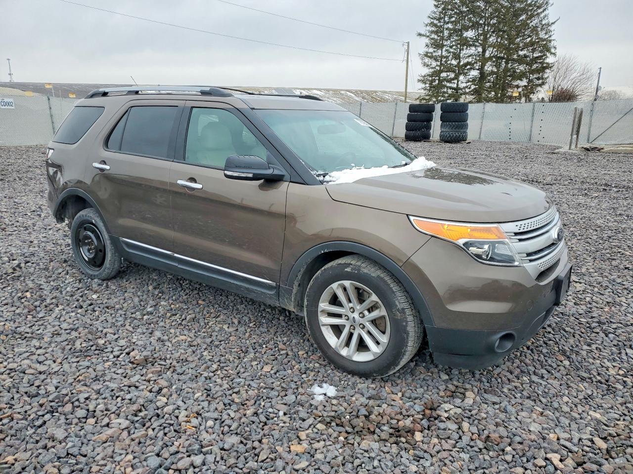 2015 FORD EXPLORER XLT photo 7