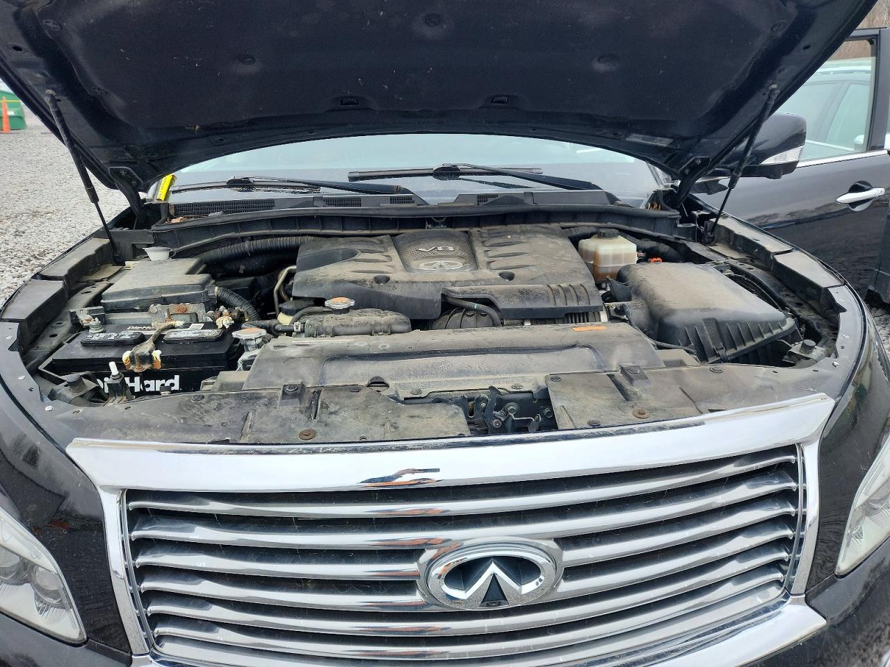 2013 INFINITI QX56 BASE photo 31