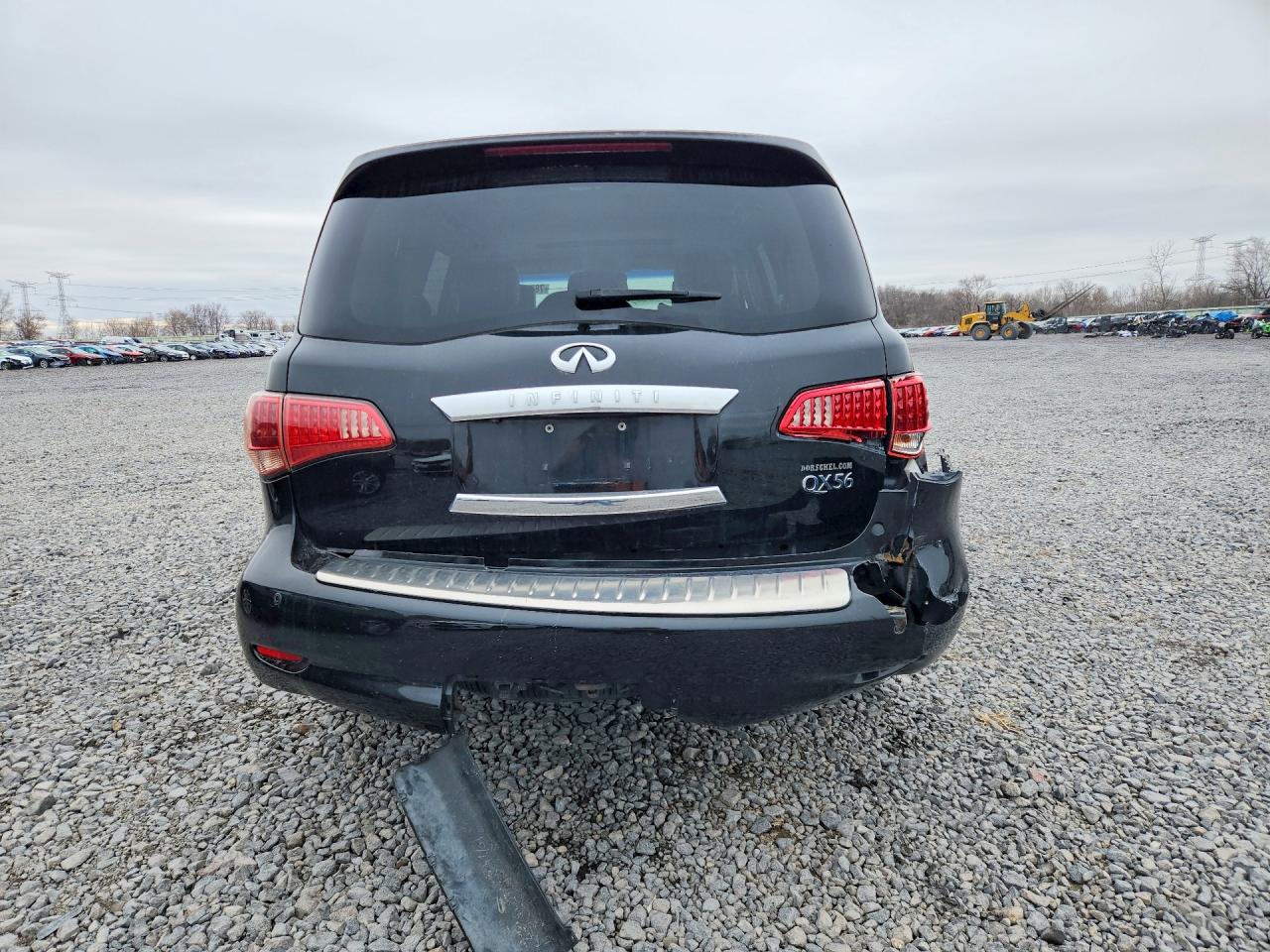 2013 INFINITI QX56 BASE photo 16