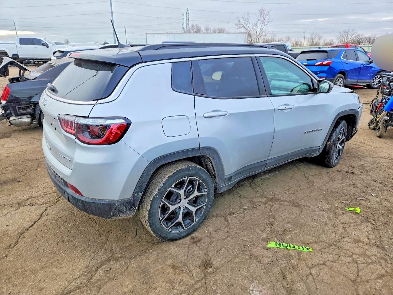 2024 JEEP COMPASS LIMITED photo 3