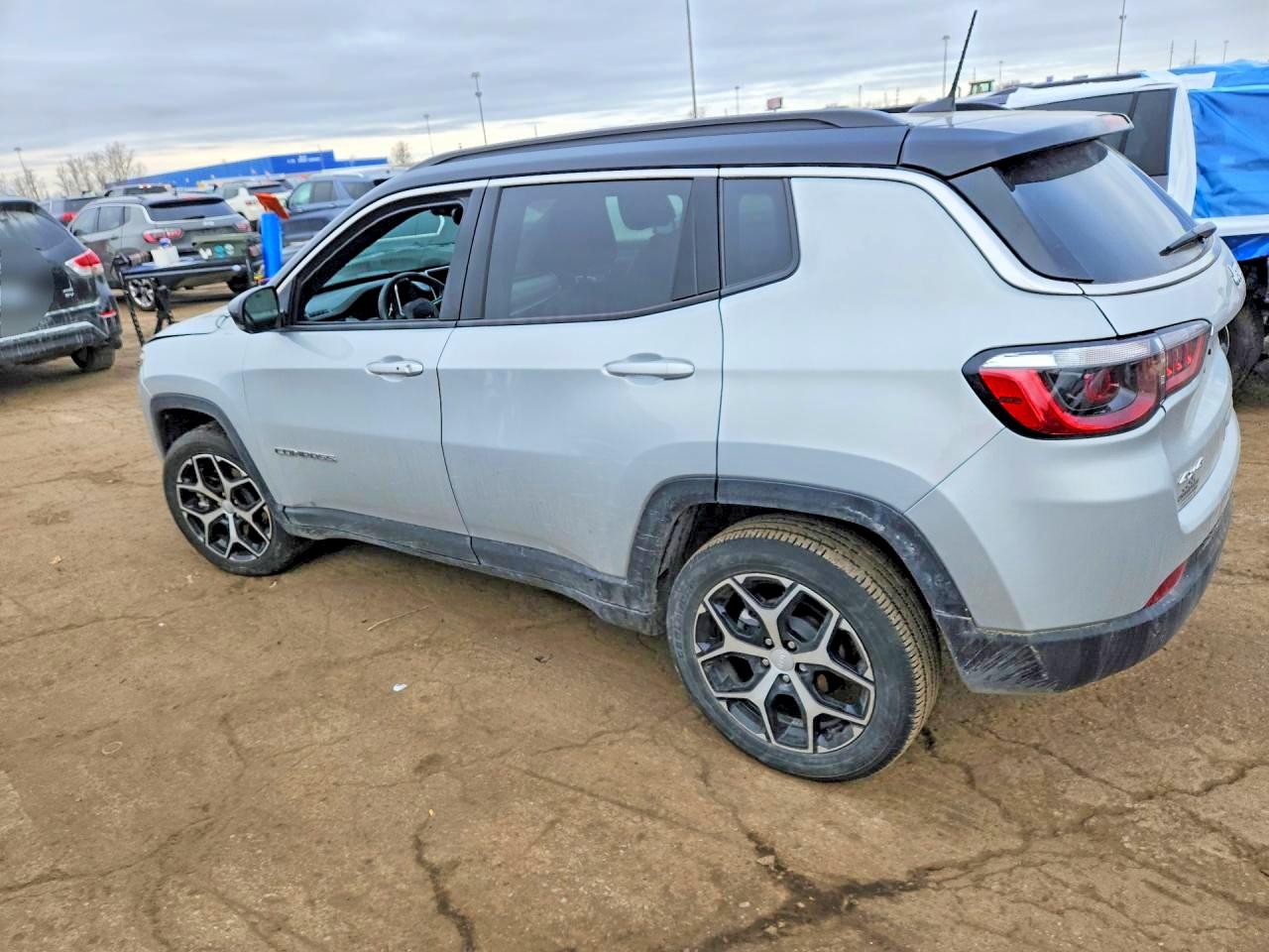 2024 JEEP COMPASS LIMITED photo 2