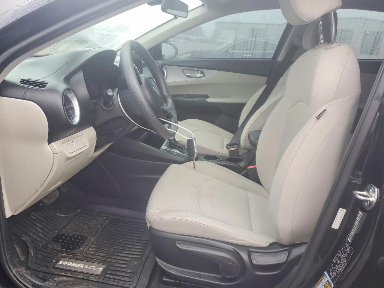 2023 KIA FORTE LXS photo 7