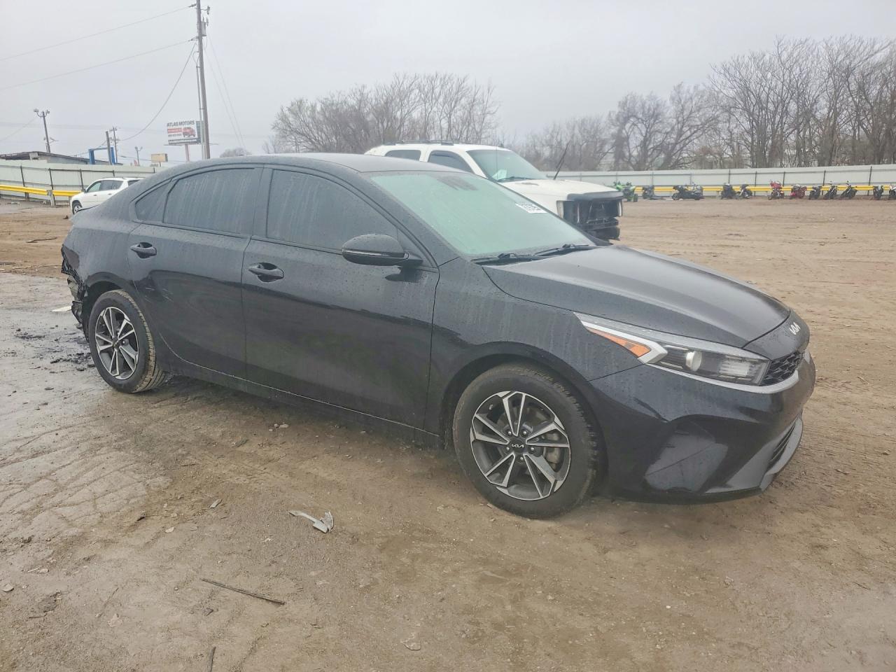 2023 KIA FORTE LXS photo 4
