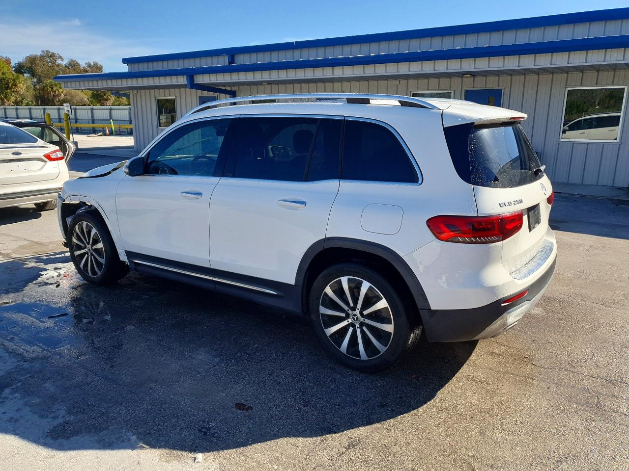2021 MERCEDES-BENZ GLB 250 4MATIC photo 2