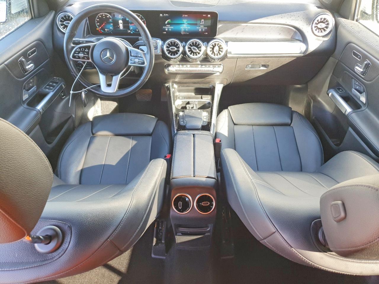 2021 MERCEDES-BENZ GLB 250 4MATIC photo 8