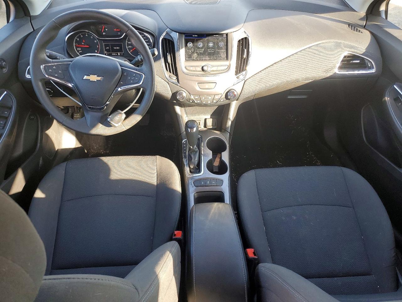 2019 CHEVROLET CRUZE LT photo 15