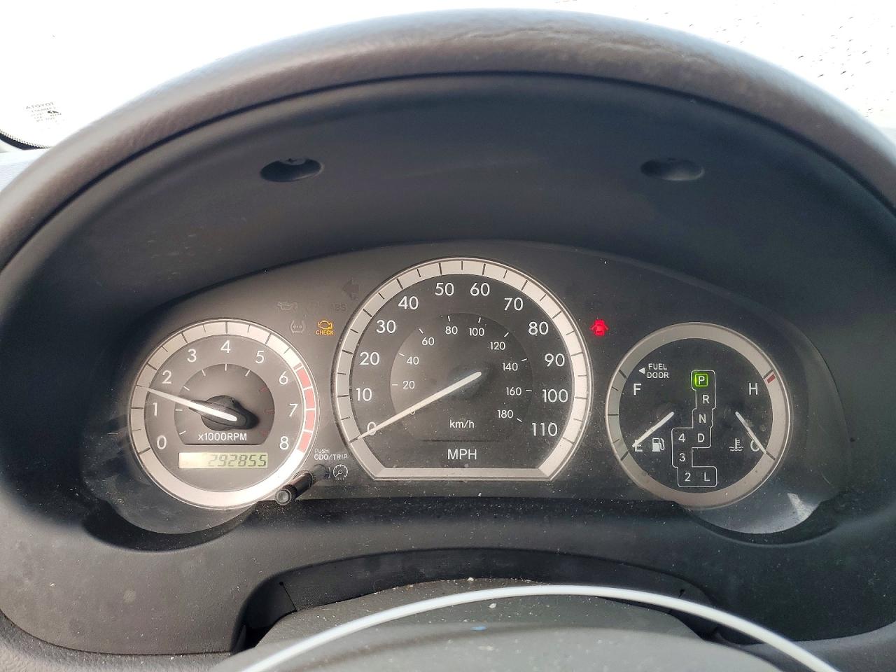 2004 TOYOTA SIENNA LE 7 PASSENGER photo 25