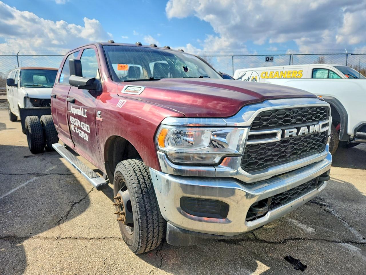 2019 RAM 3500 TRUCK CAB AND CHASSIS photo 10