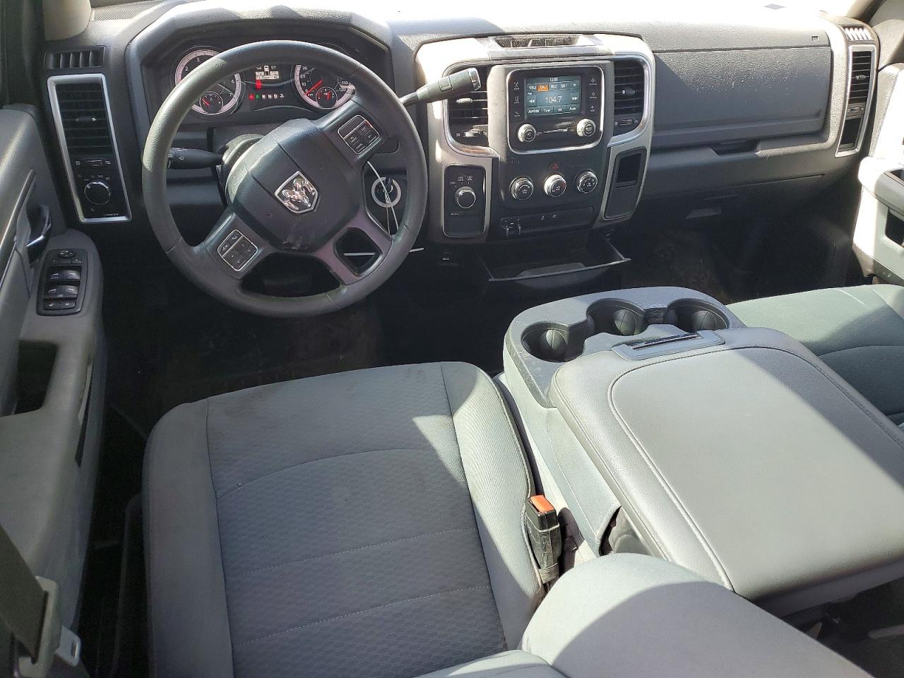 2018 RAM 2500 SLT photo 15