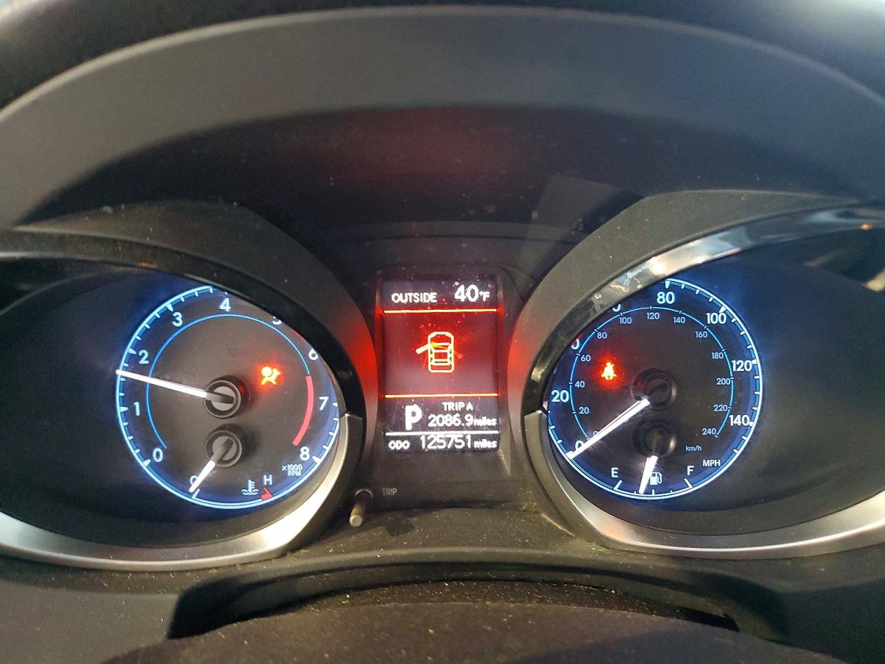 2016 TOYOTA COROLLA S photo 17
