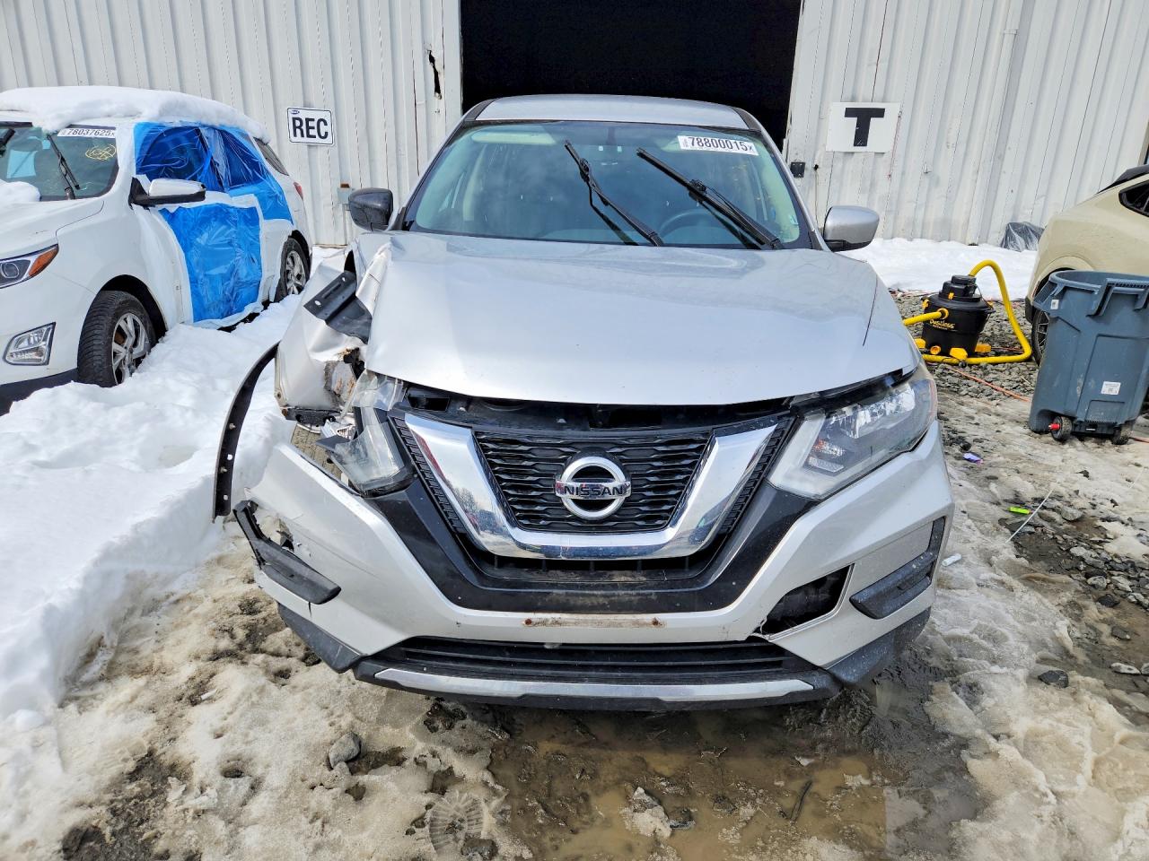 2017 NISSAN ROGUE S photo 13