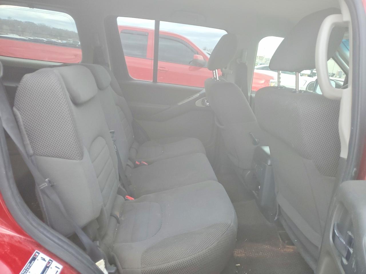 2011 NISSAN PATHFINDER S photo 21