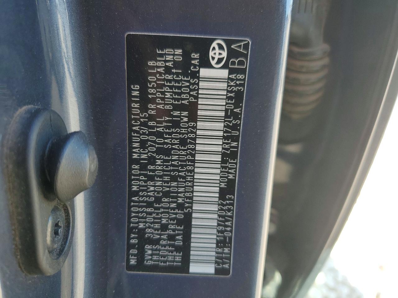 2015 TOYOTA COROLLA S PLUS photo 25