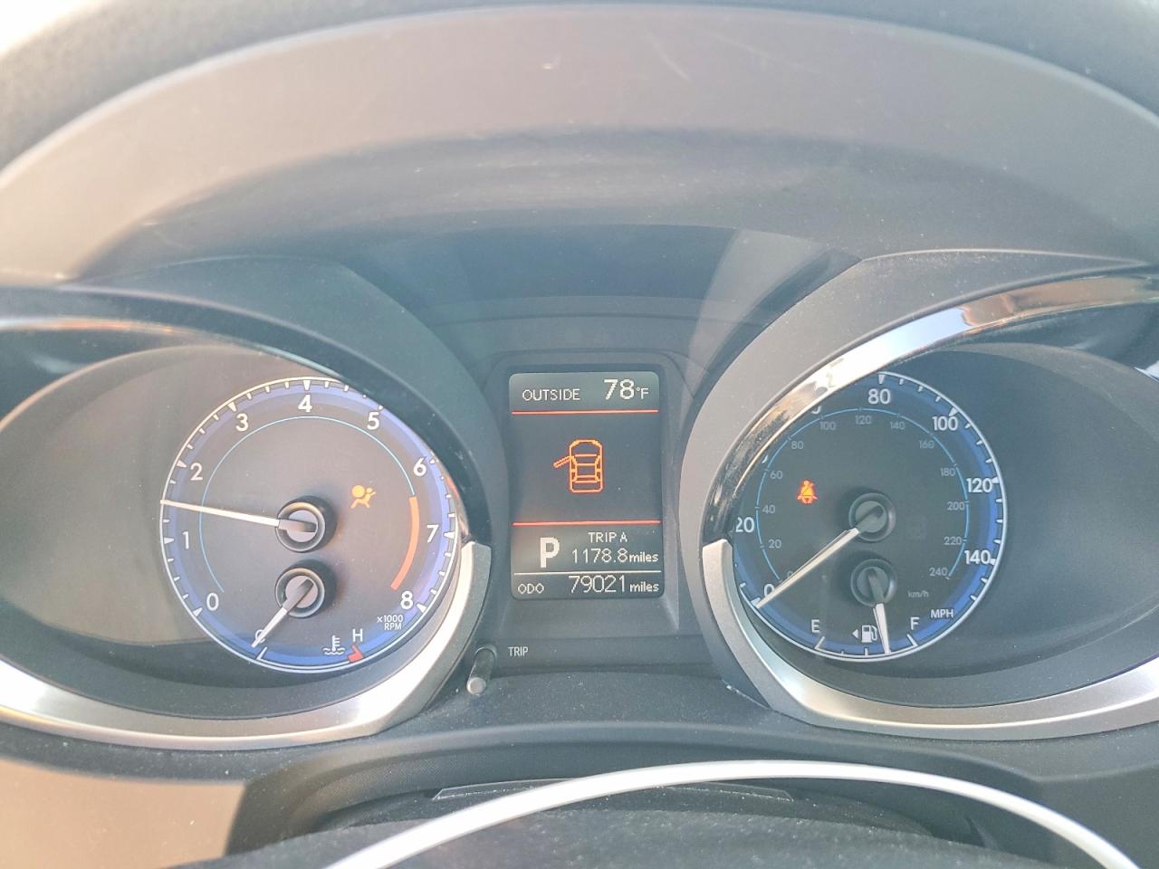 2015 TOYOTA COROLLA S PLUS photo 17