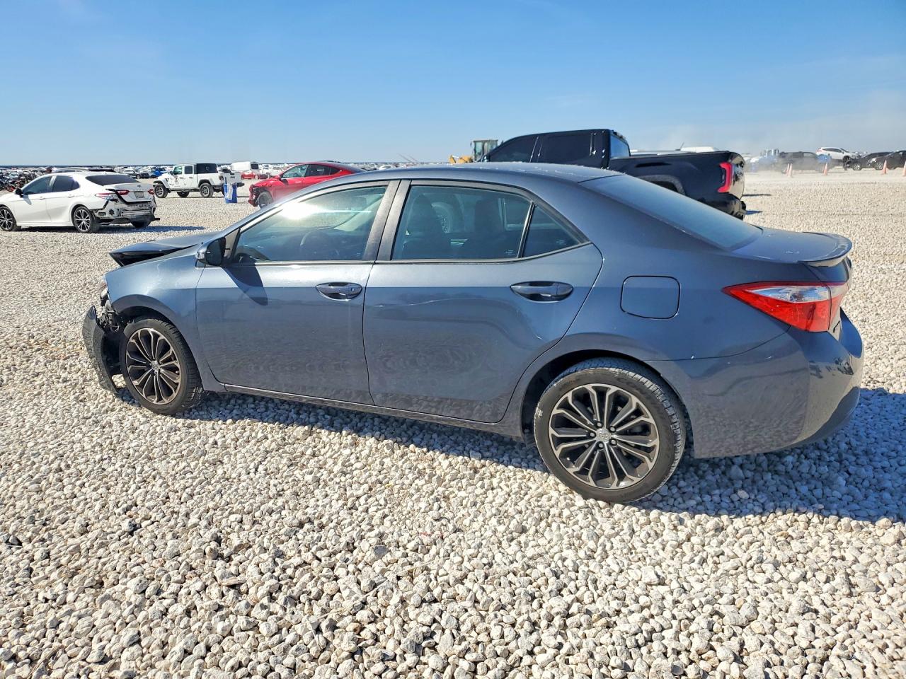 2015 TOYOTA COROLLA S PLUS photo 3