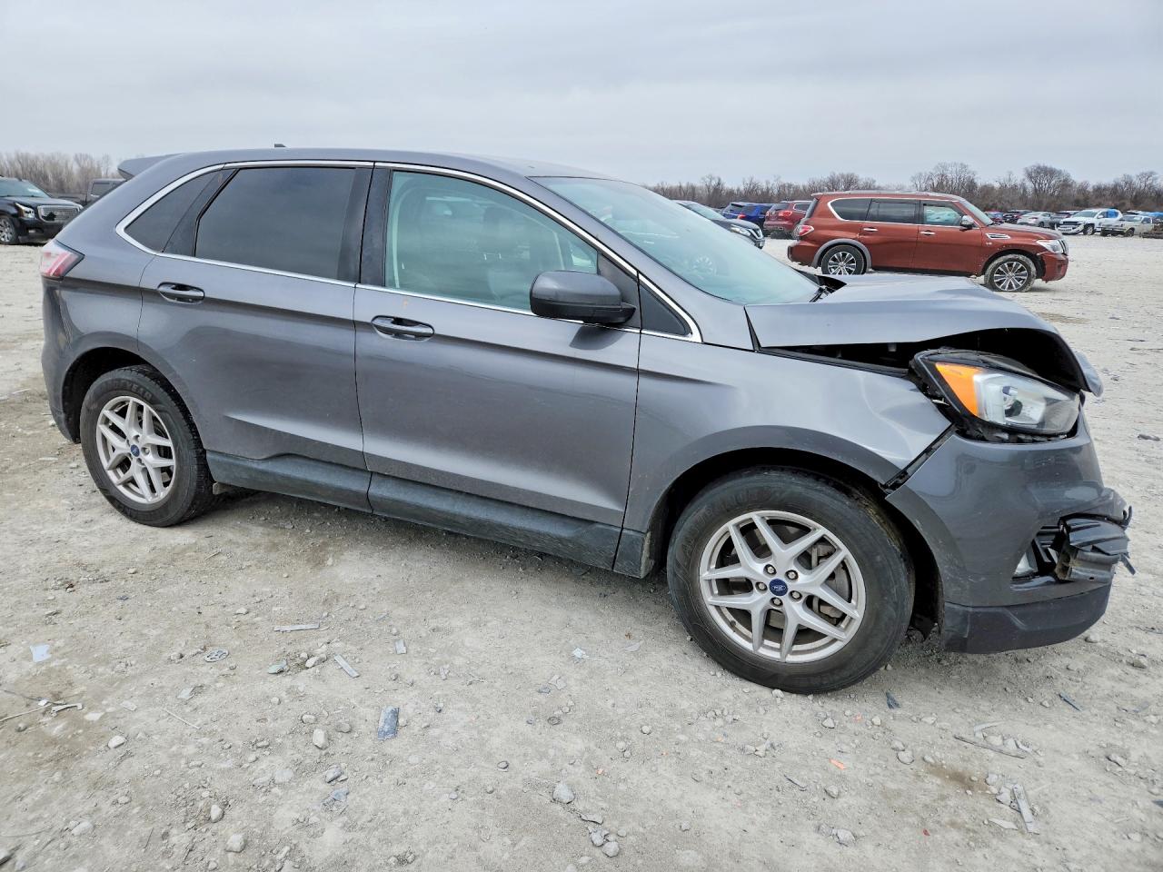 2021 FORD EDGE SEL photo 4