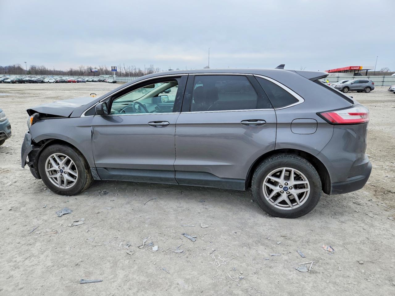 2021 FORD EDGE SEL photo 2