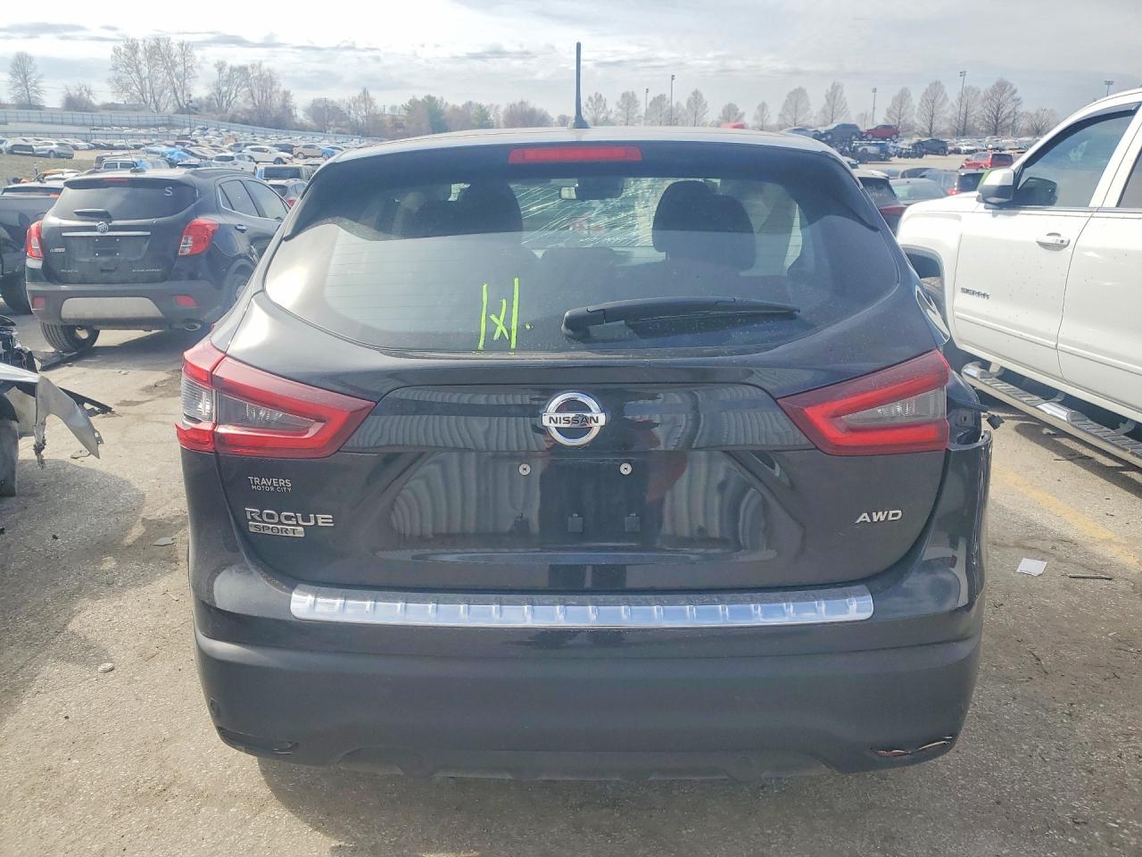 2020 NISSAN ROGUE SPORT S photo 11