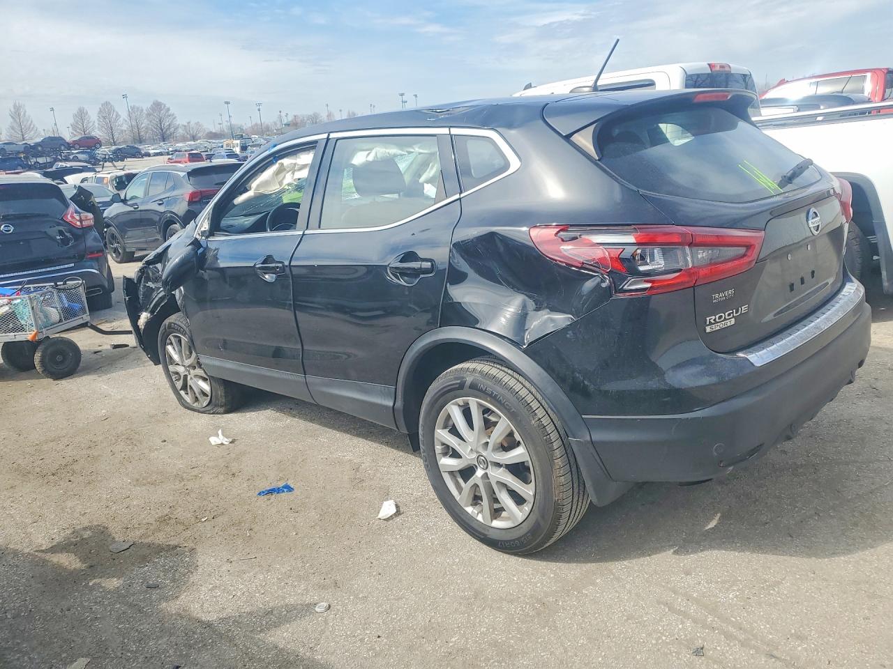 2020 NISSAN ROGUE SPORT S photo 3