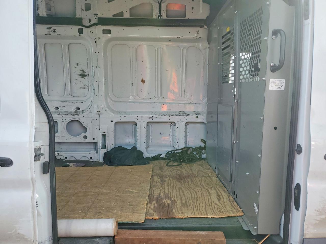 2020 FORD TRANSIT T-350 photo 31