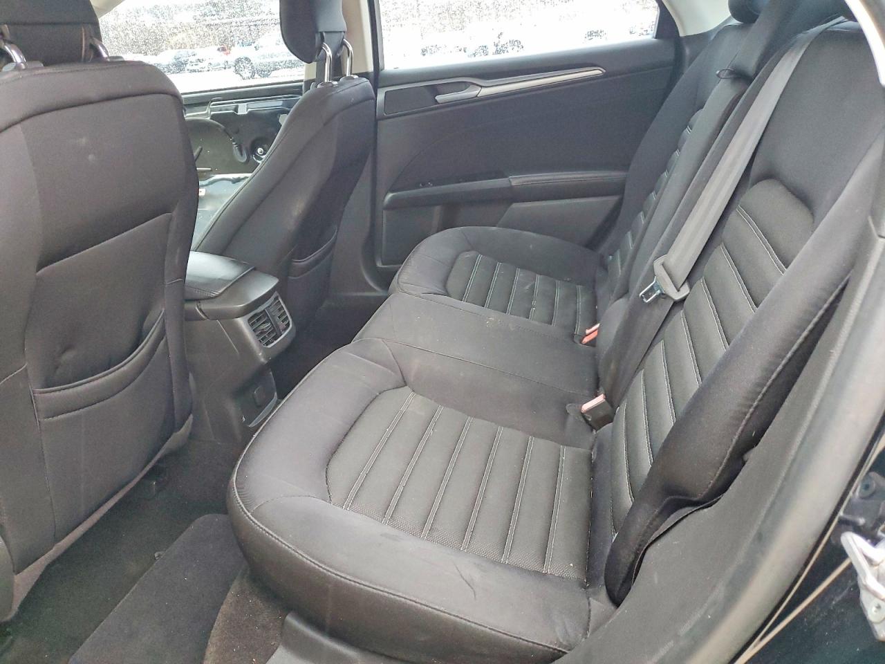 2014 FORD FUSION SE photo 10