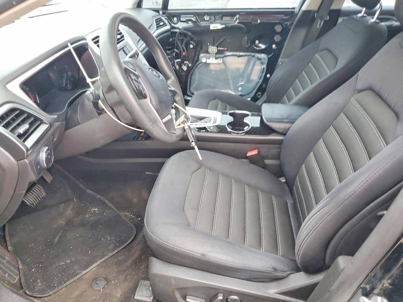 2014 FORD FUSION SE photo 7