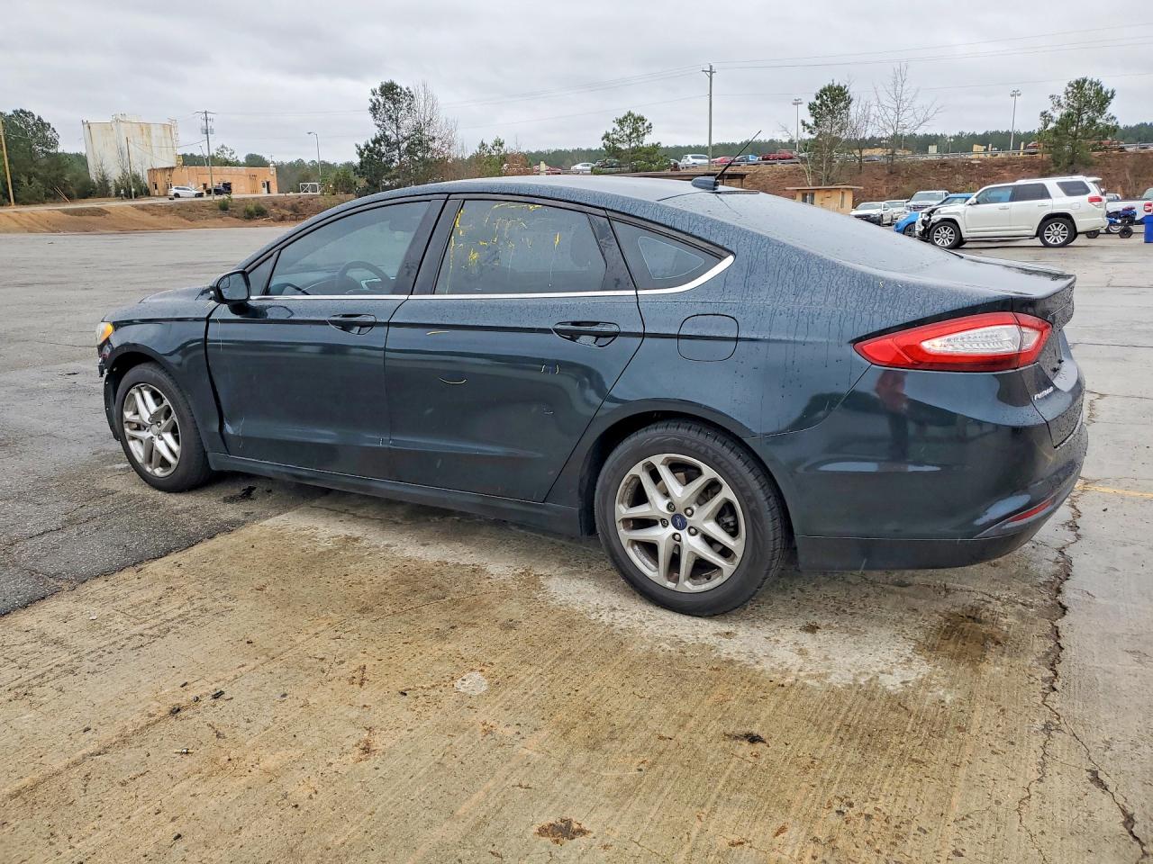 2014 FORD FUSION SE photo 2